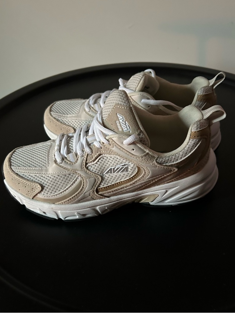 Avia Kids Beige and White Mesh Sneakers